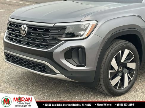 Used 2025 Volkswagen Atlas Cross Sport SE w/ Panoramic Sunroof Package AWD/4WD image 7