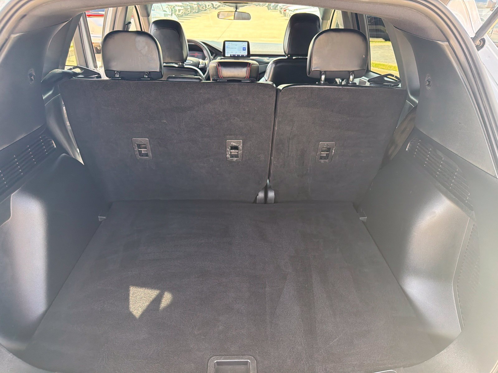 Used 2025 Ford Escape ST-Line FWD image 16