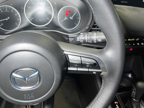 Used 2025 MAZDA MAZDA3 s Sport FWD image 28