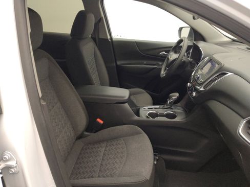 Used 2023 Chevrolet Equinox LT w/ LPO, Floor Liner Package image 21