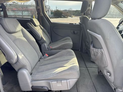 Used 2007 Dodge Grand Caravan SXT image 22
