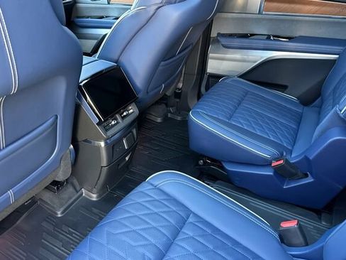 Certified 2026 Cadillac Vistiq Premium Luxury w/ LPO, Floor Liner Package AWD/4WD image 10