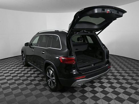 Certified 2025 Mercedes-Benz GLB 250 image 31