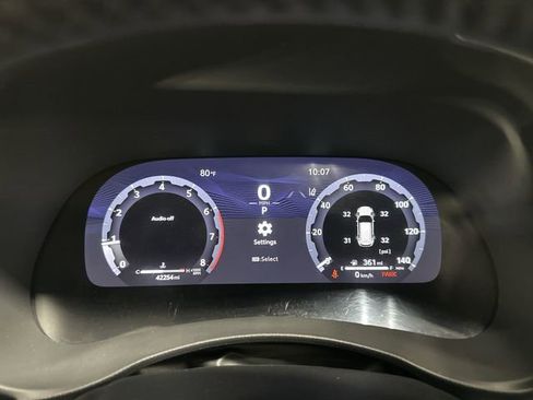 Used 2023 Toyota Highlander Limited image 14