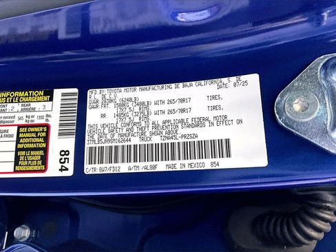 Used 2025 Toyota Tacoma TRD Off-Road image 16