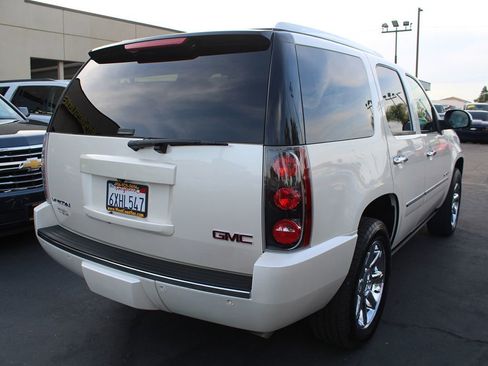 Used 2013 GMC Yukon Denali AWD/4WD image 7