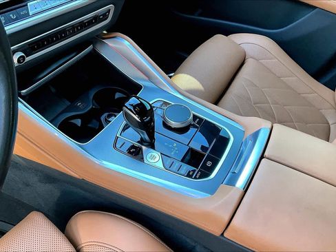 Certified 2023 BMW X6 xDrive40i w/ Premium Package image 16