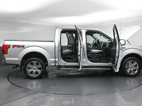 Used 2018 Ford F150 Lariat w/ Equipment Group 502A Luxury AWD/4WD image 61