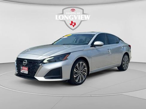 Used 2023 Nissan Altima 2.5 SL AWD/4WD image 1