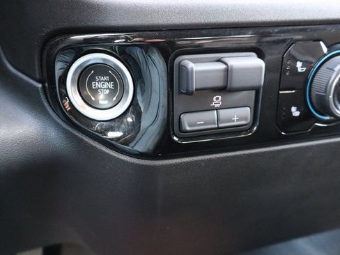 Used 2024 Chevrolet Silverado 2500 LT w/ All Star Edition AWD/4WD image 11