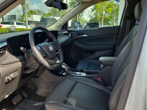 Used 2024 Buick Encore GX Sport Touring w/ Comfort Package FWD image 9
