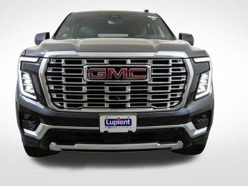 New 2026 GMC Yukon XL Denali w/ Denali Reserve Package AWD/4WD image 8