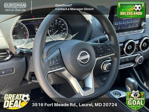 Used 2024 Nissan Sentra SV FWD image 10