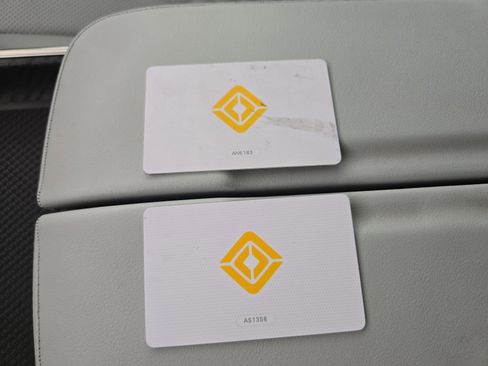 Used 2023 Rivian R1T Adventure image 29