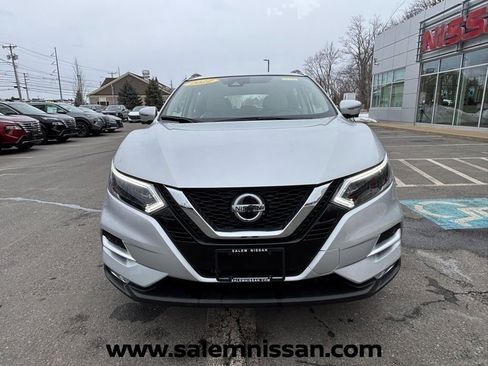 Used 2022 Nissan Rogue Sport SL w/ Premium Package image 8