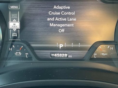Used 2025 RAM 1500 Laramie AWD/4WD image 37