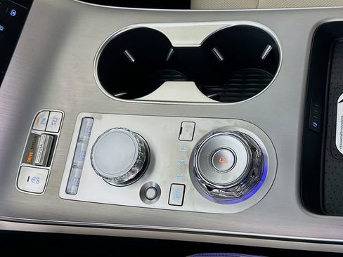 New 2026 Genesis GV70 2.5T Advanced AWD/4WD image 15