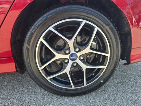 Used 2015 Ford Focus SE w/ SE Sport Package FWD image 9