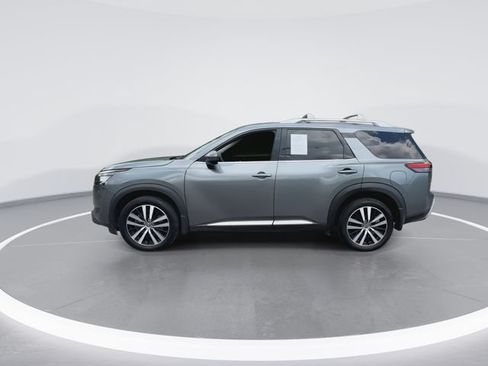Used 2025 Nissan Pathfinder Platinum w/ Black Appearance Package AWD/4WD image 7