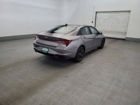 Used 2023 Hyundai Elantra SEL w/ Cargo Package FWD image 9
