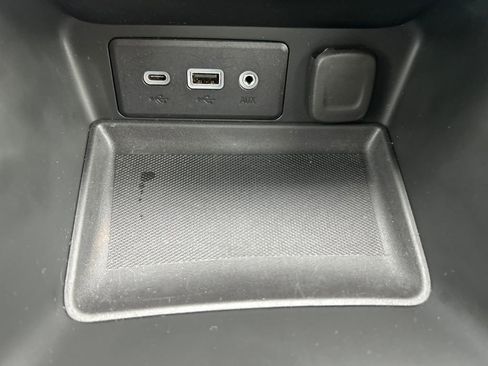 Used 2022 GMC Terrain SLE w/ Driver Convenience Package image 31