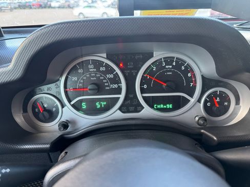 Used 2008 Jeep Wrangler Unlimited Rubicon w/ Dual Top Group image 17