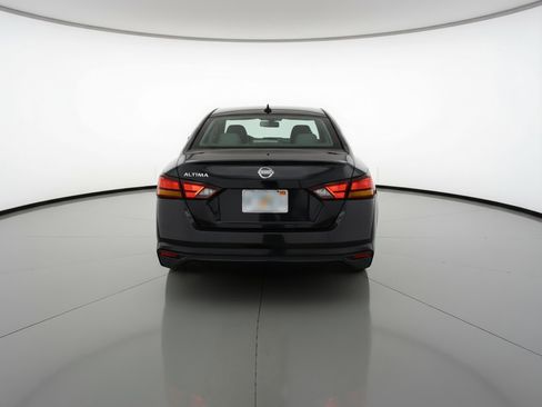Used 2025 Nissan Altima 2.5 SV FWD image 7