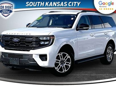Used 2025 Ford Expedition Active