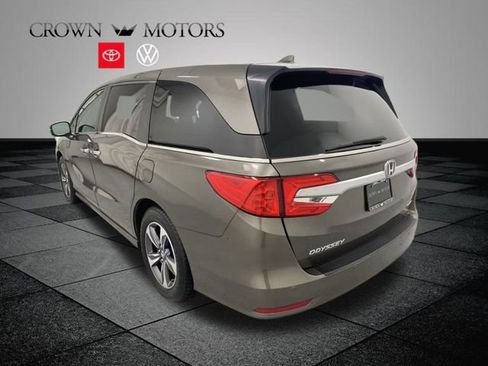 Used 2018 Honda Odyssey Touring image 4
