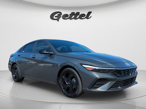 Certified 2026 Hyundai Elantra Sport FWD image 3