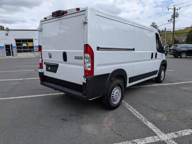 Used 2025 RAM ProMaster 2500 w/ Convenience Group FWD image 5