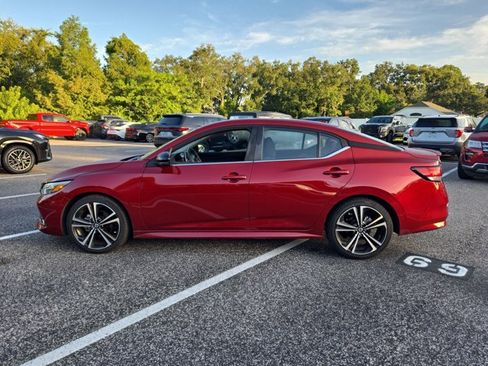 Used 2022 Nissan Sentra SR FWD image 8