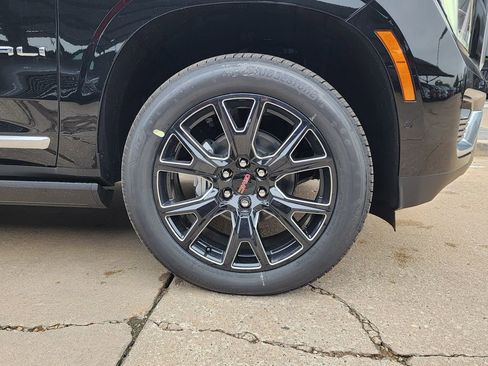 New 2026 GMC Yukon Denali w/ Denali Reserve Package AWD/4WD image 63