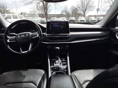 Used 2022 Jeep Compass Trailhawk w/ Trailhawk Elite Group image 6