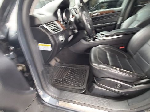 Used 2012 Mercedes-Benz ML 350 4MATIC image 39