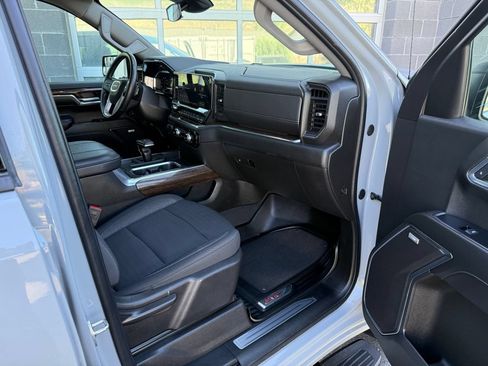 Used 2024 GMC Sierra 1500 Elevation w/ Preferred Package AWD/4WD image 44