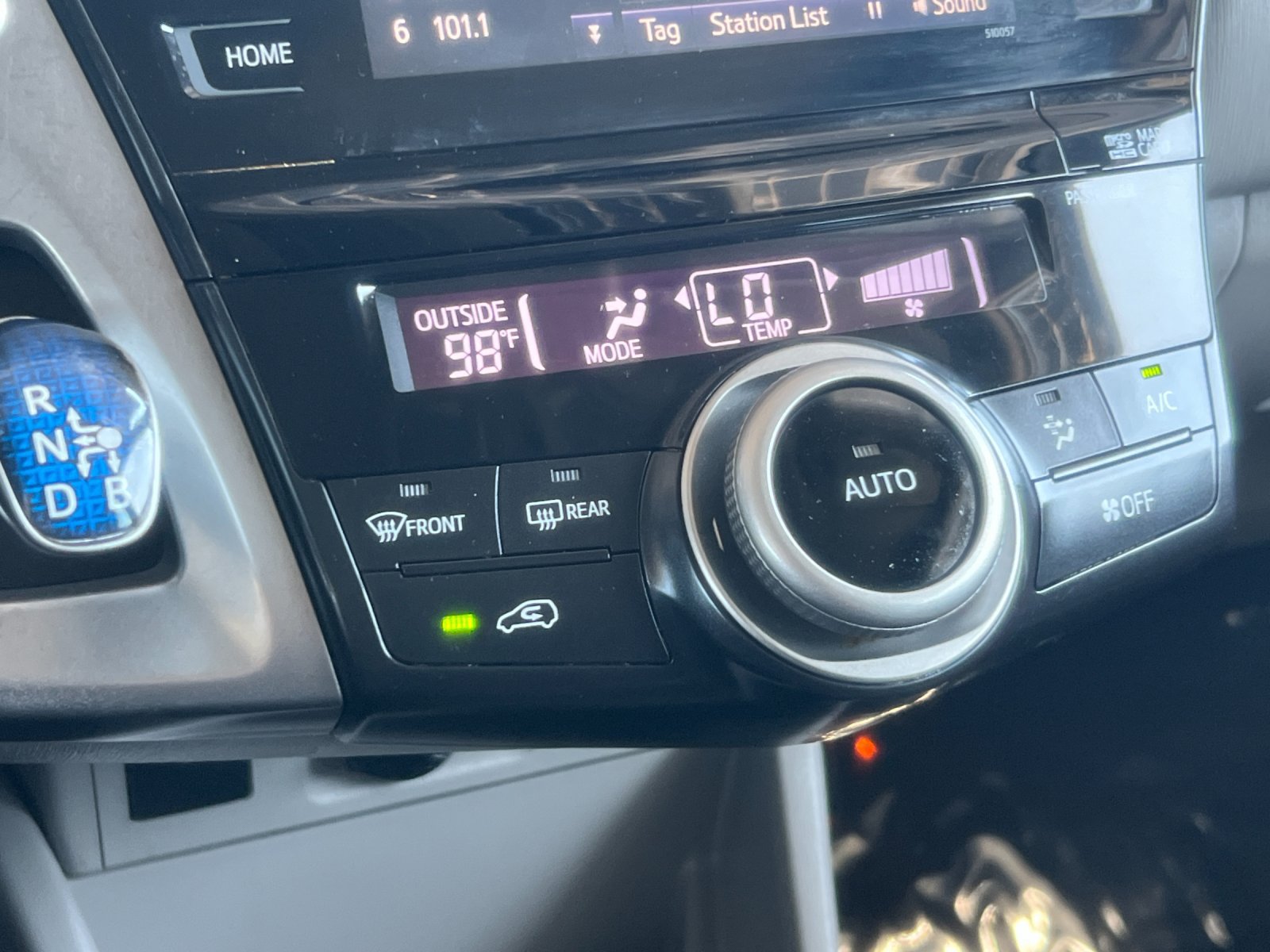 Used 2015 Toyota Prius V Three FWD image 20