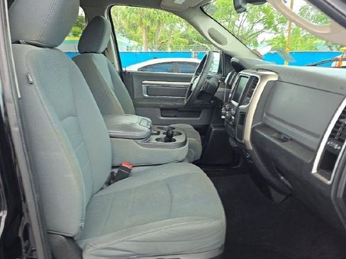 Used 2014 RAM 1500 Classic SLT RWD image 8