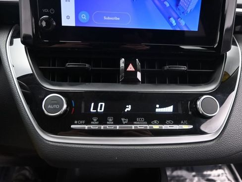 Used 2024 Toyota Corolla LE FWD image 21