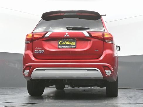 Used 2021 Mitsubishi Outlander SEL image 48