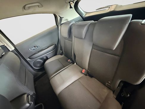 Used 2019 Honda HR-V LX image 15