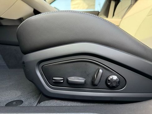 New 2025 Porsche Taycan 4S AWD/4WD image 15