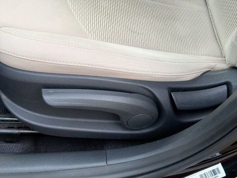 Used 2017 Hyundai Sonata SE w/ Cargo Package image 16