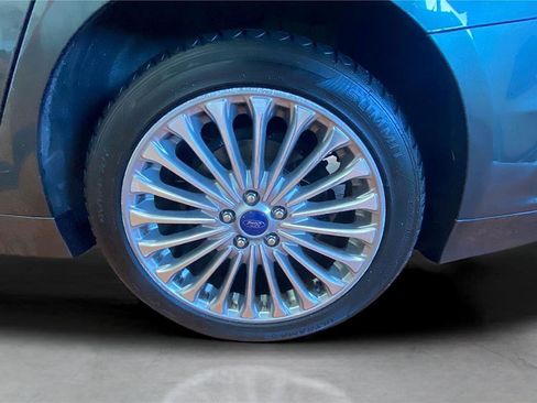 Used 2016 Ford Fusion SE w/ Equipment Group 202A image 22