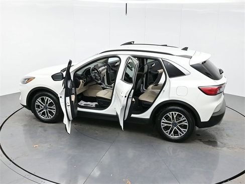 Used 2020 Ford Escape SEL image 43