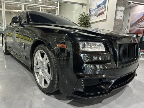 Used 2015 Rolls-Royce Wraith RWD image 27