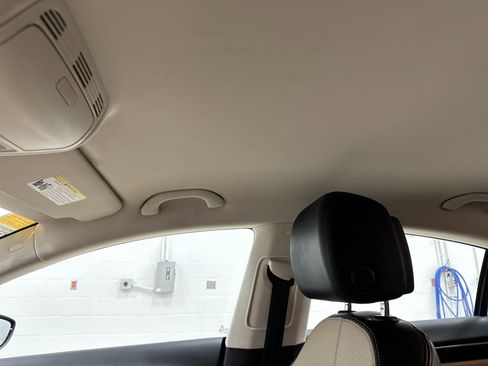 Used 2017 Volkswagen CC Sport image 28