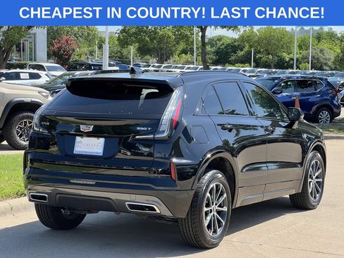Used 2025 Cadillac XT4 Sport FWD image 4