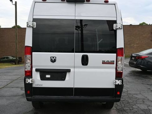 Used 2019 RAM ProMaster 2500 w/ Premium Appearance Group FWD image 7