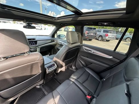 Used 2024 Cadillac XT6 Luxury AWD/4WD image 22